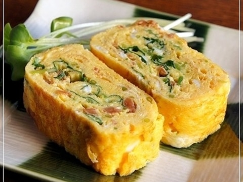 お弁当おかず@梅干しと三つ葉の玉子焼き